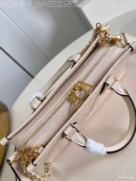 First bag ru West VUITTON ONTHEGO East LOUIS 0510